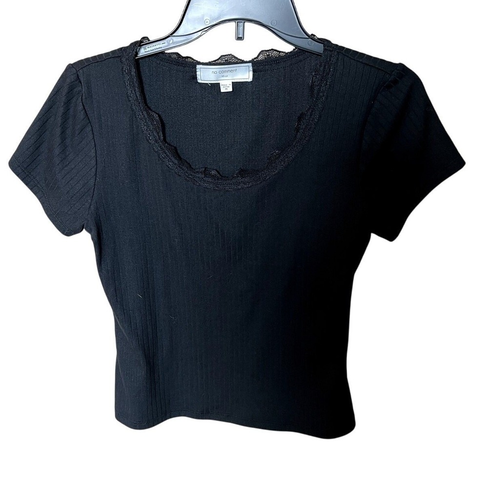 No Comment Black Ribbed Knit Lace Trim Scoop Neck Short Sleeve Crop Top  M